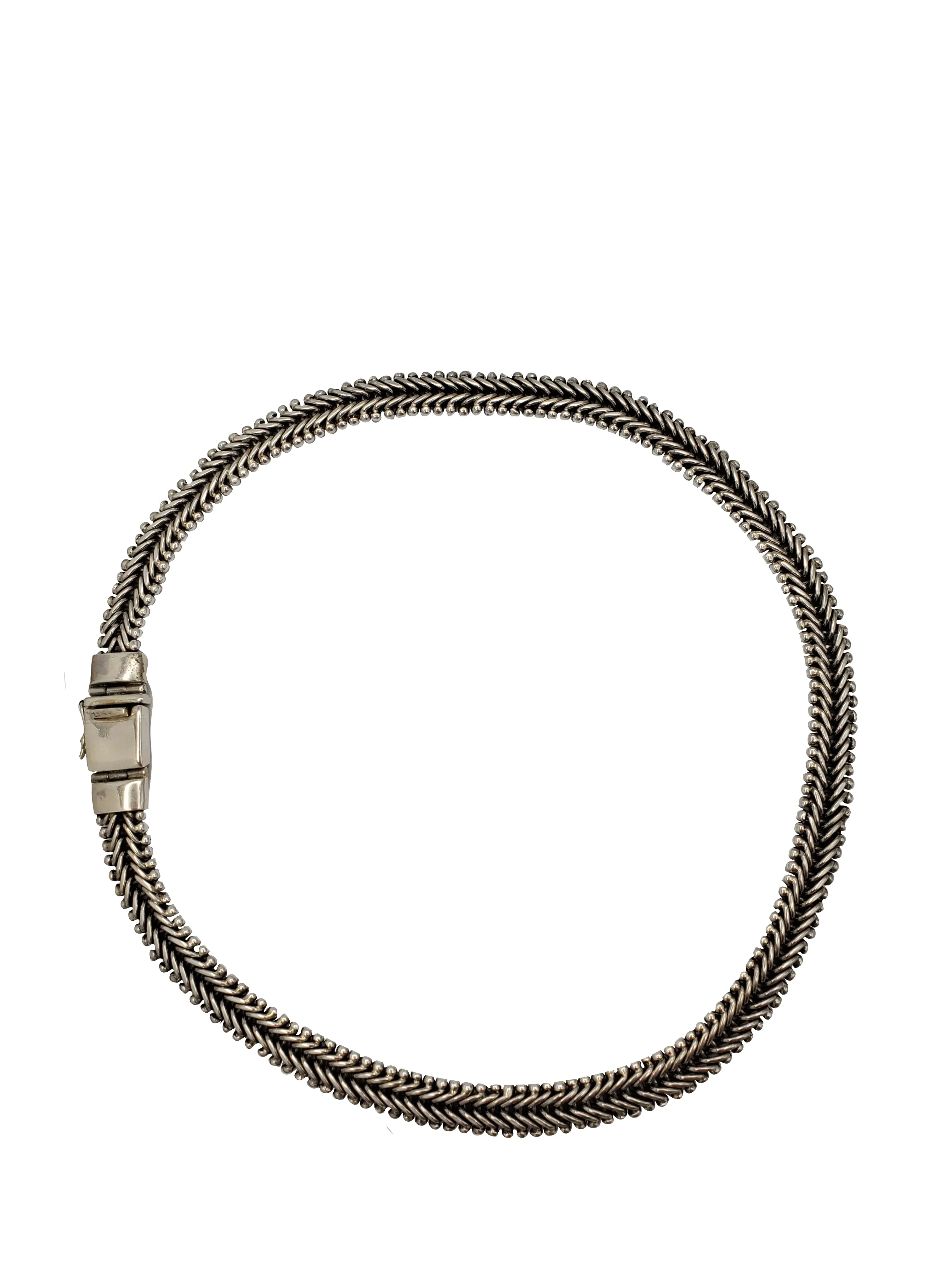 Antique Finish Bone Necklace (Silver)