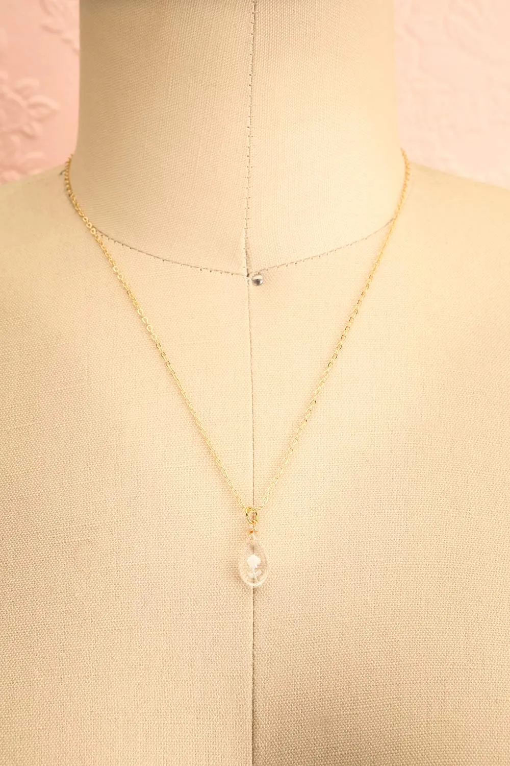 Aphrodite | Rose Pendant Necklace