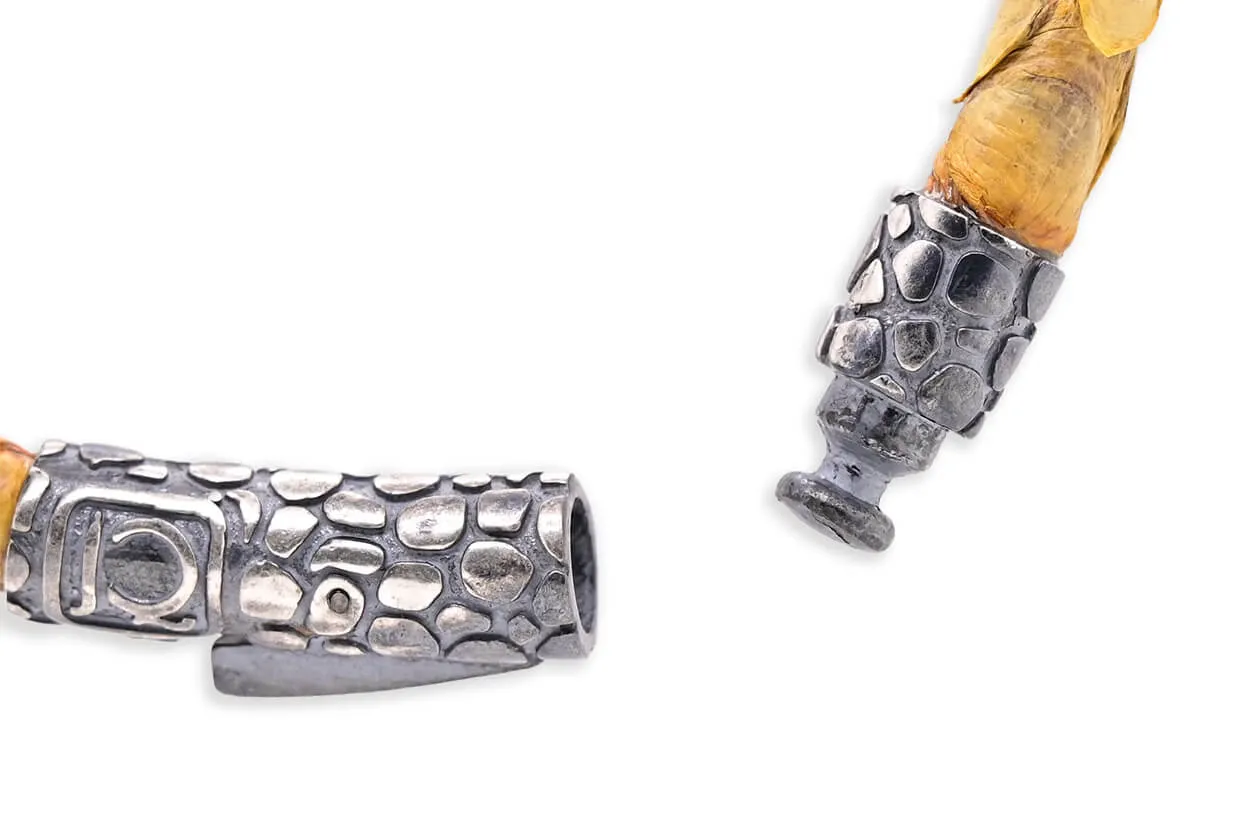 Bracelet LivingSkull Women Phyton Leather & Three Human Skulls