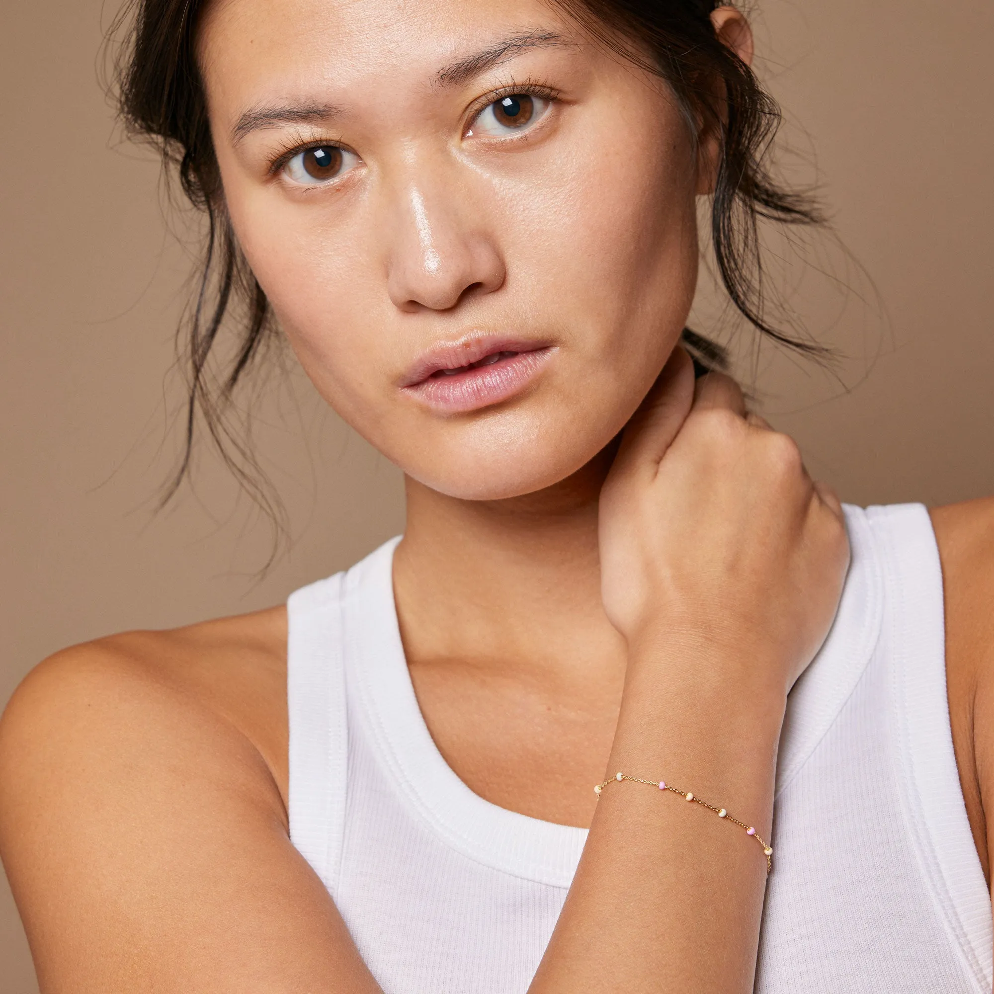 Bracelet, Lola