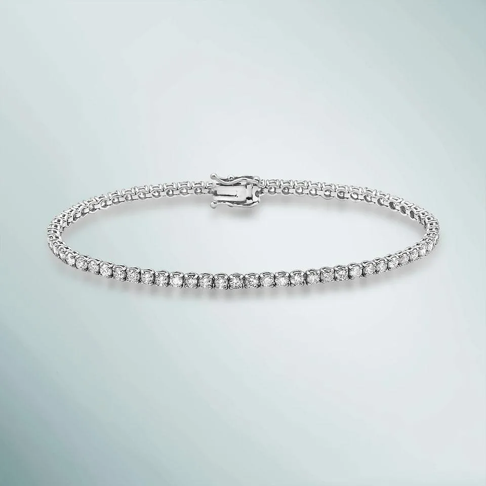 14K Gold Diamond Tennis Bracelet, 4.50 Carats, Elegant 2.7mm Width, Secure 4-Prong Setting