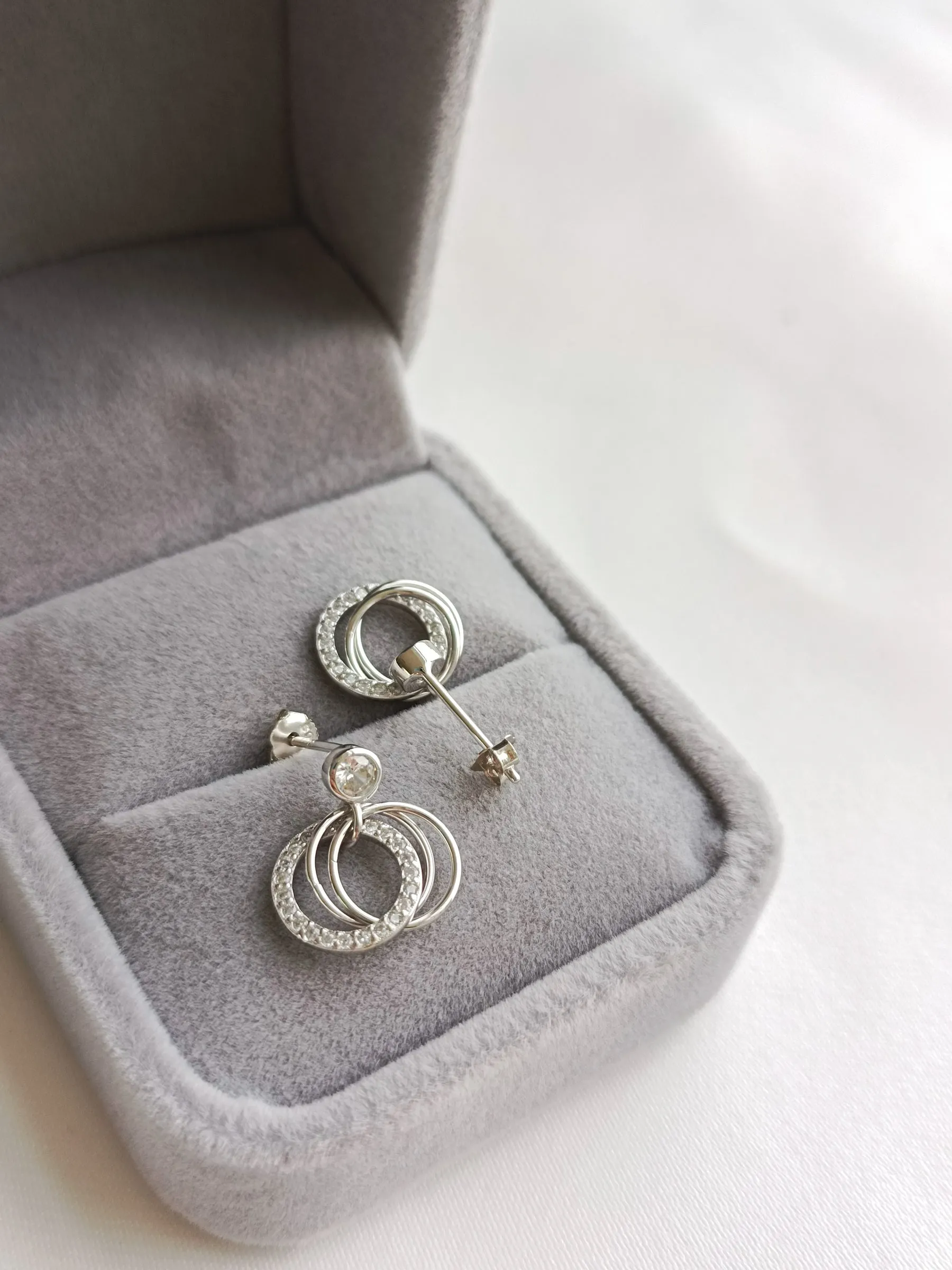 Eleanor Stud Earrings