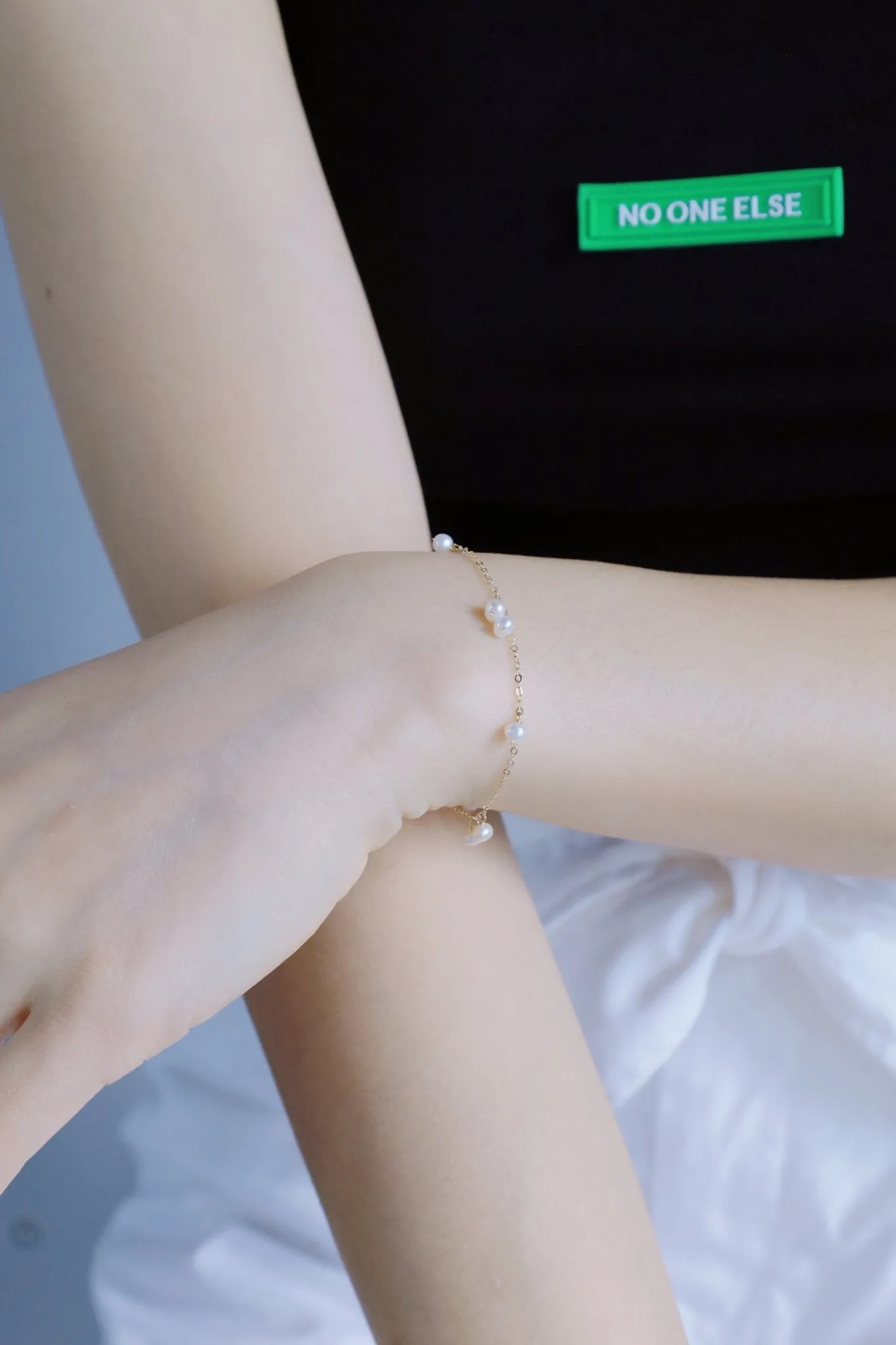 Embellished Series Classic Three Pearls Bracelet