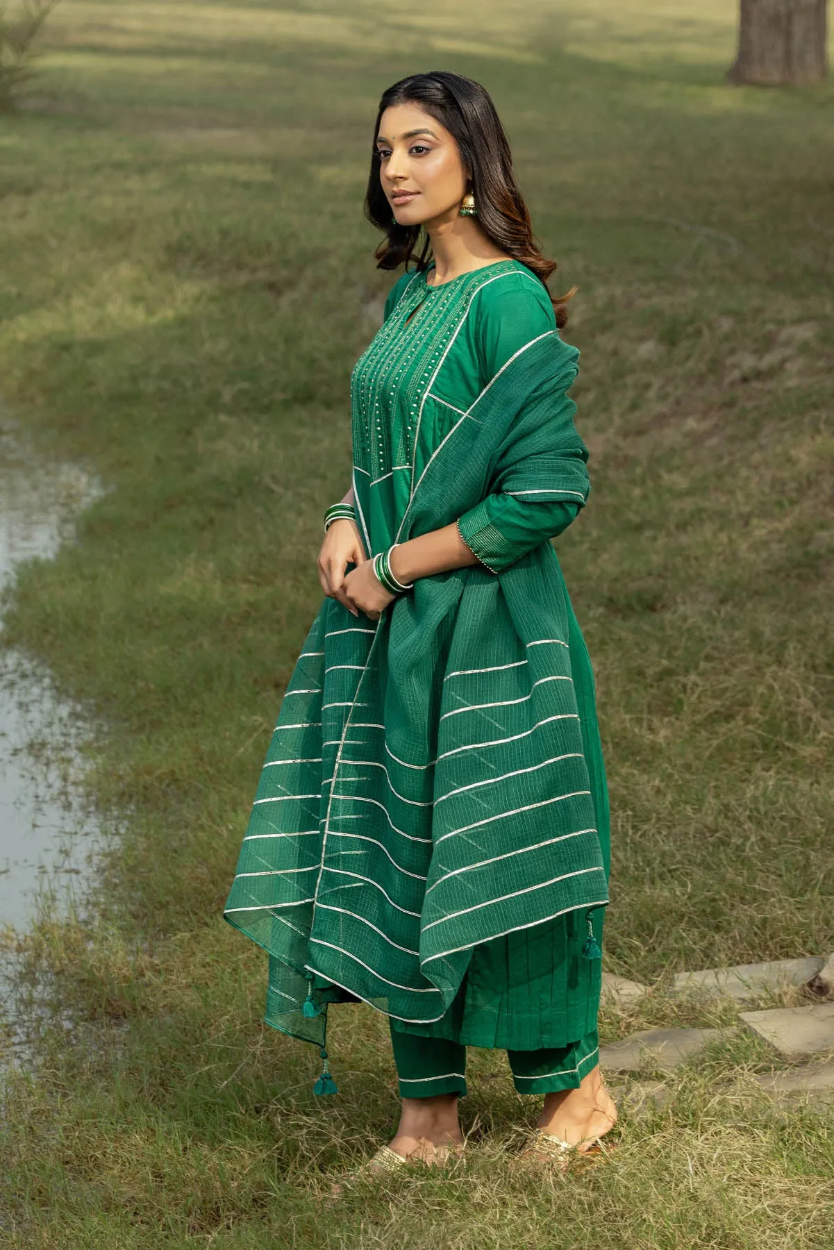 Hara Gulal Kurta