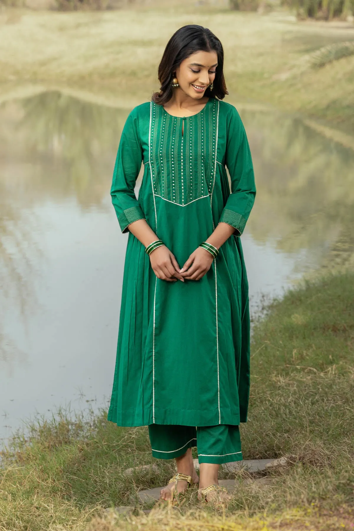 Hara Gulal Kurta