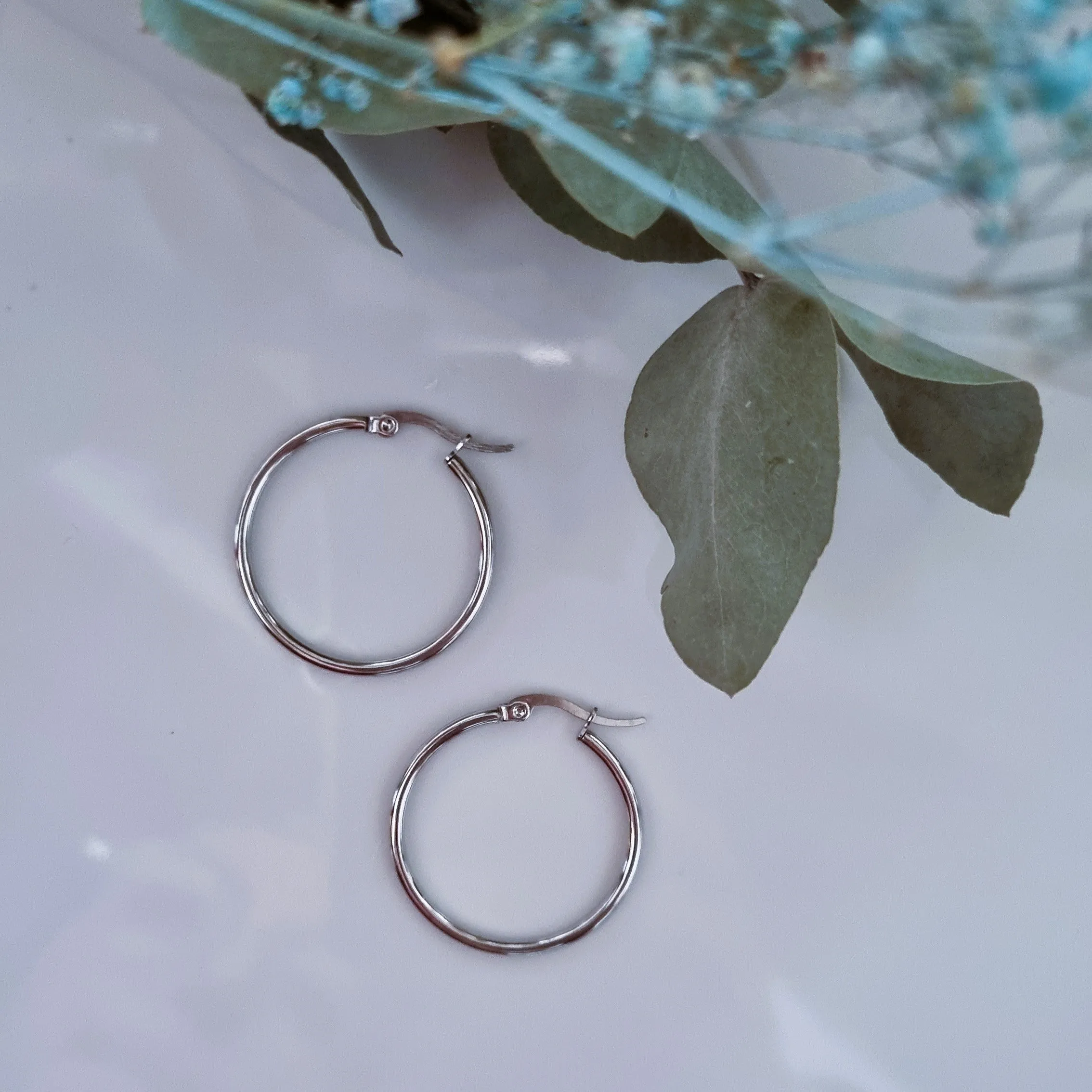 Hoops - 2mm (5 options)