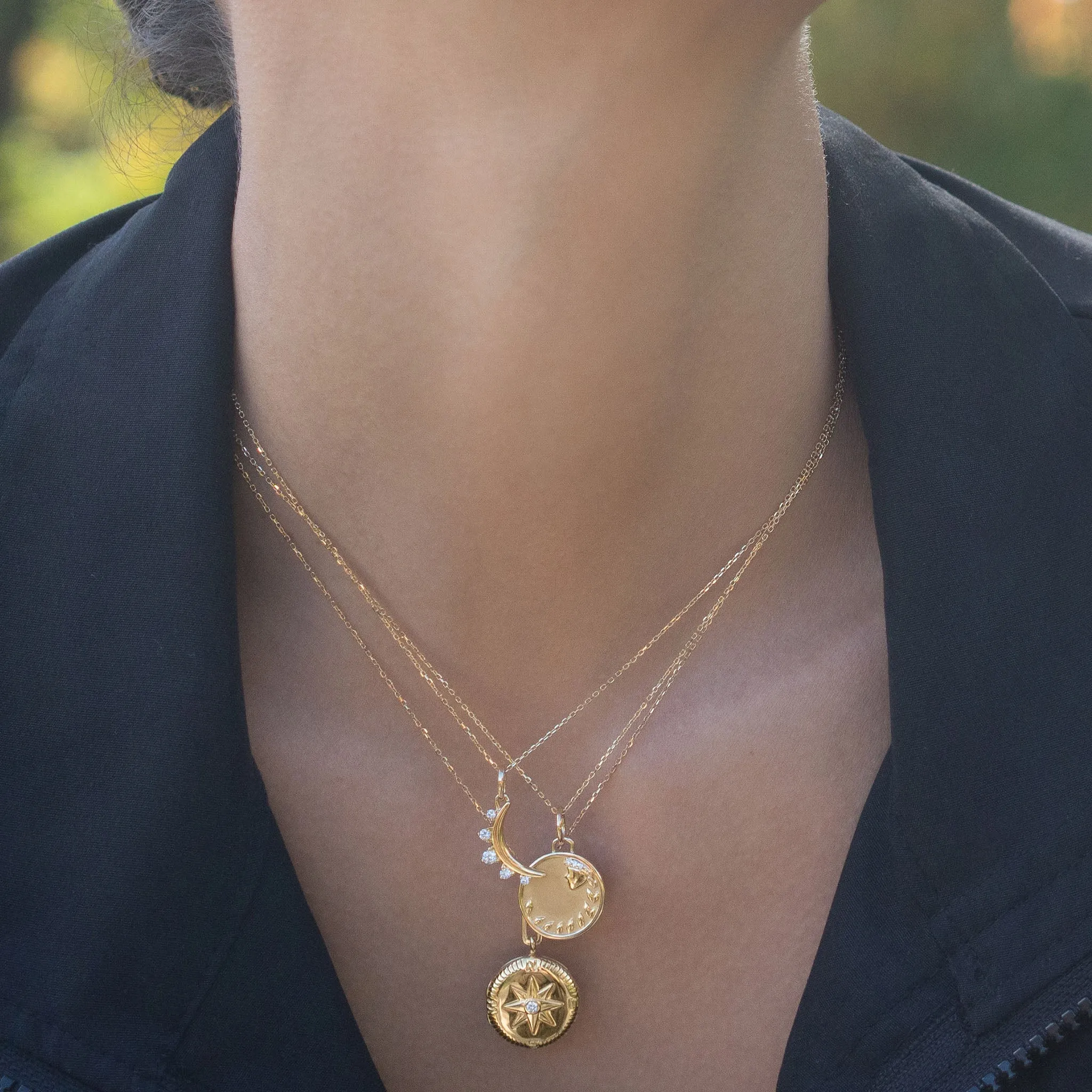 Mini "Virgo" 18K Gold Charm with Diamonds