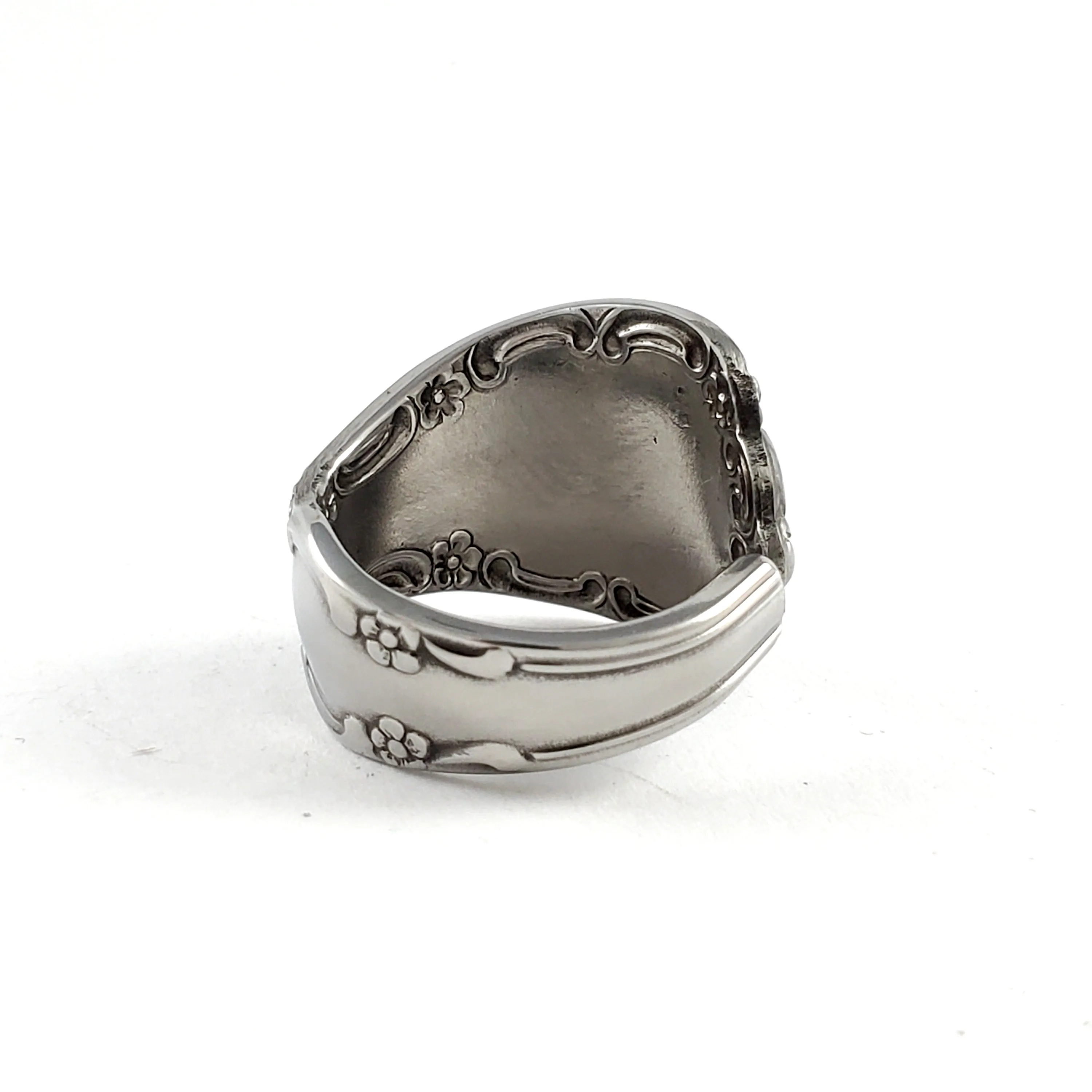 Oneida Mansion Hall Stainless Steel Spoon Ring