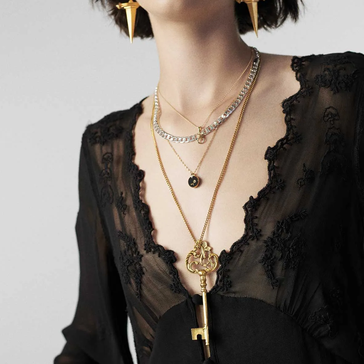 ROSE. Vintage Jet Black Glass Engraved Rose Pendant Necklace