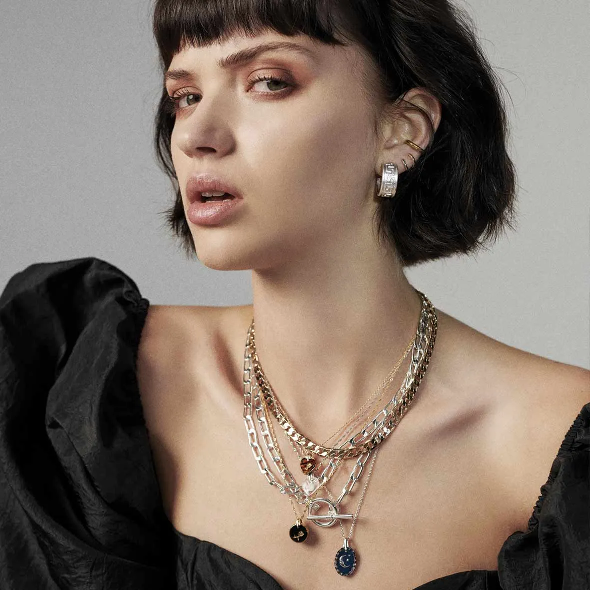 ROSE. Vintage Jet Black Glass Engraved Rose Pendant Necklace