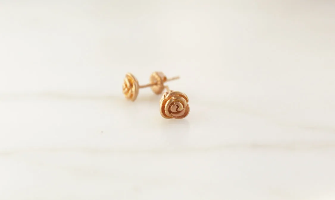 Rosebud Studs Rose Gold